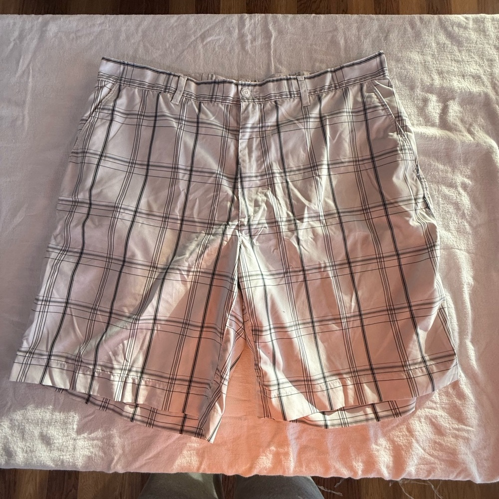 Men's Plaid Athletic Shorts - Black and White‎